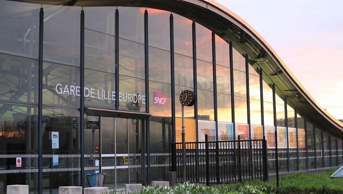Lille Hypercentre Gares - Small Suite Exterior photo
