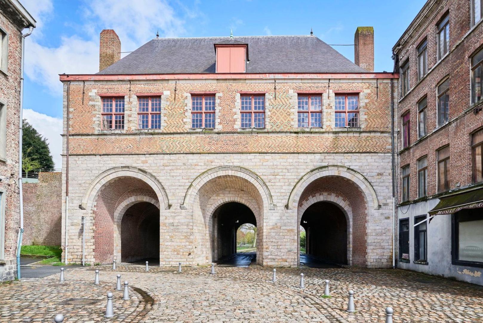Lille Hypercentre Gares - Small Suite Exterior photo